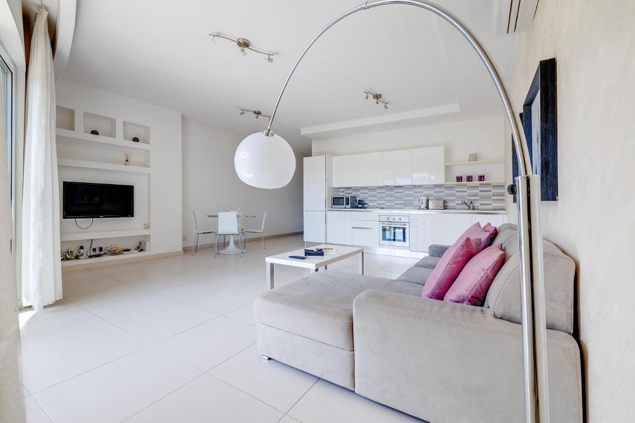 Modern Apartment Steps From Balluta Bay سليمة المظهر الخارجي الصورة