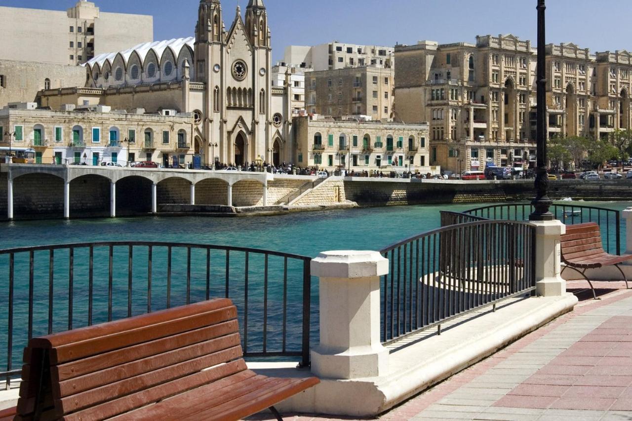 Modern Apartment Steps From Balluta Bay سليمة المظهر الخارجي الصورة